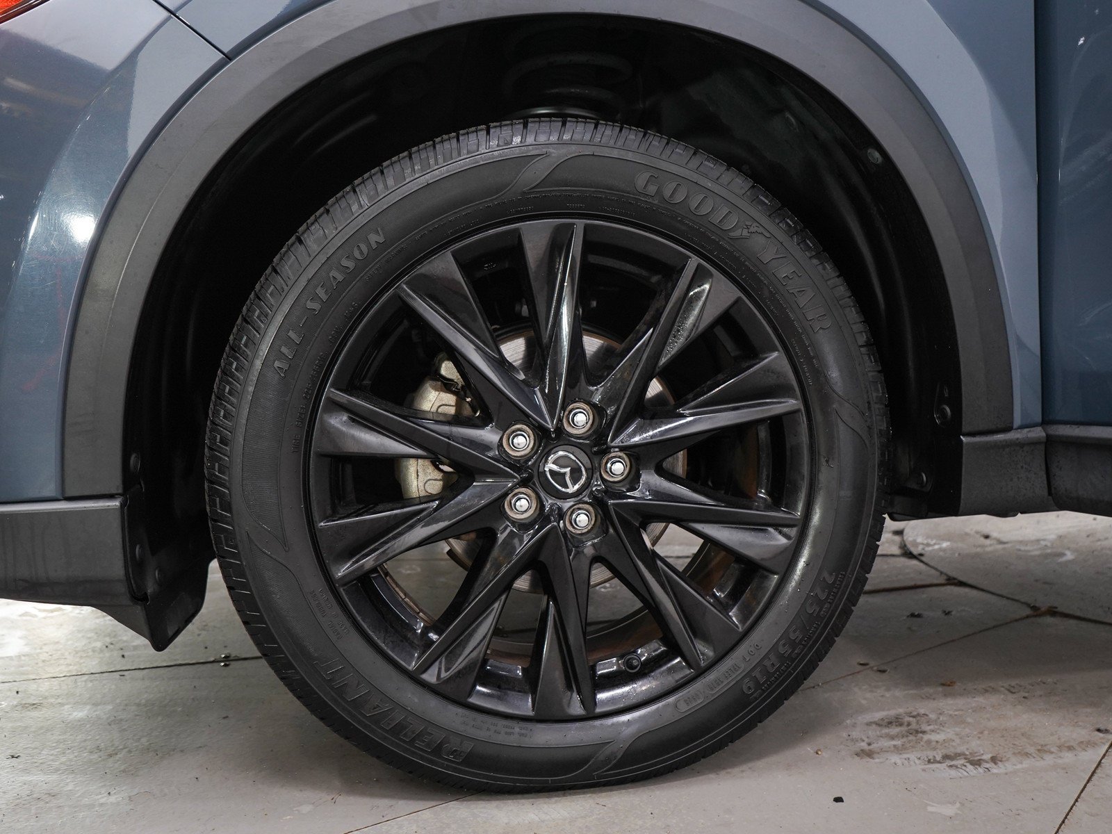 Used 2022 Polymetal Gray Mazda 2.5 S Carbon Edition image 30