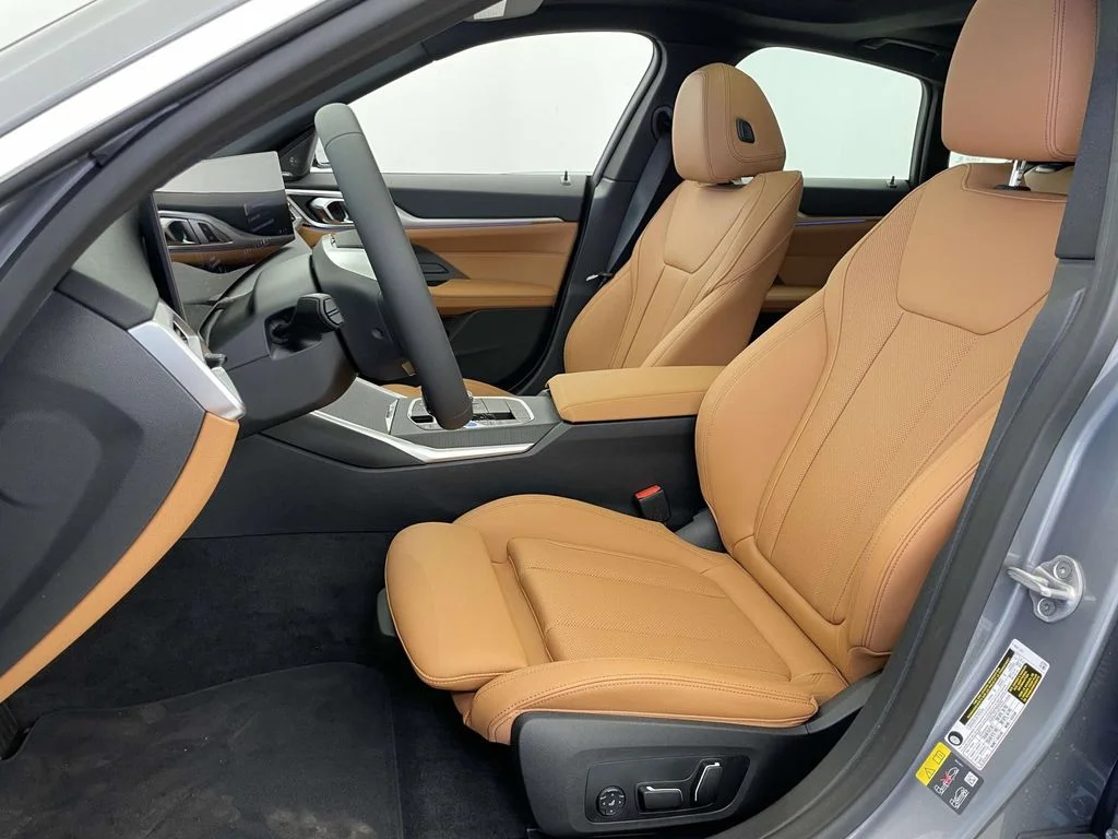 2026 BMW i4 40 - Photo 13