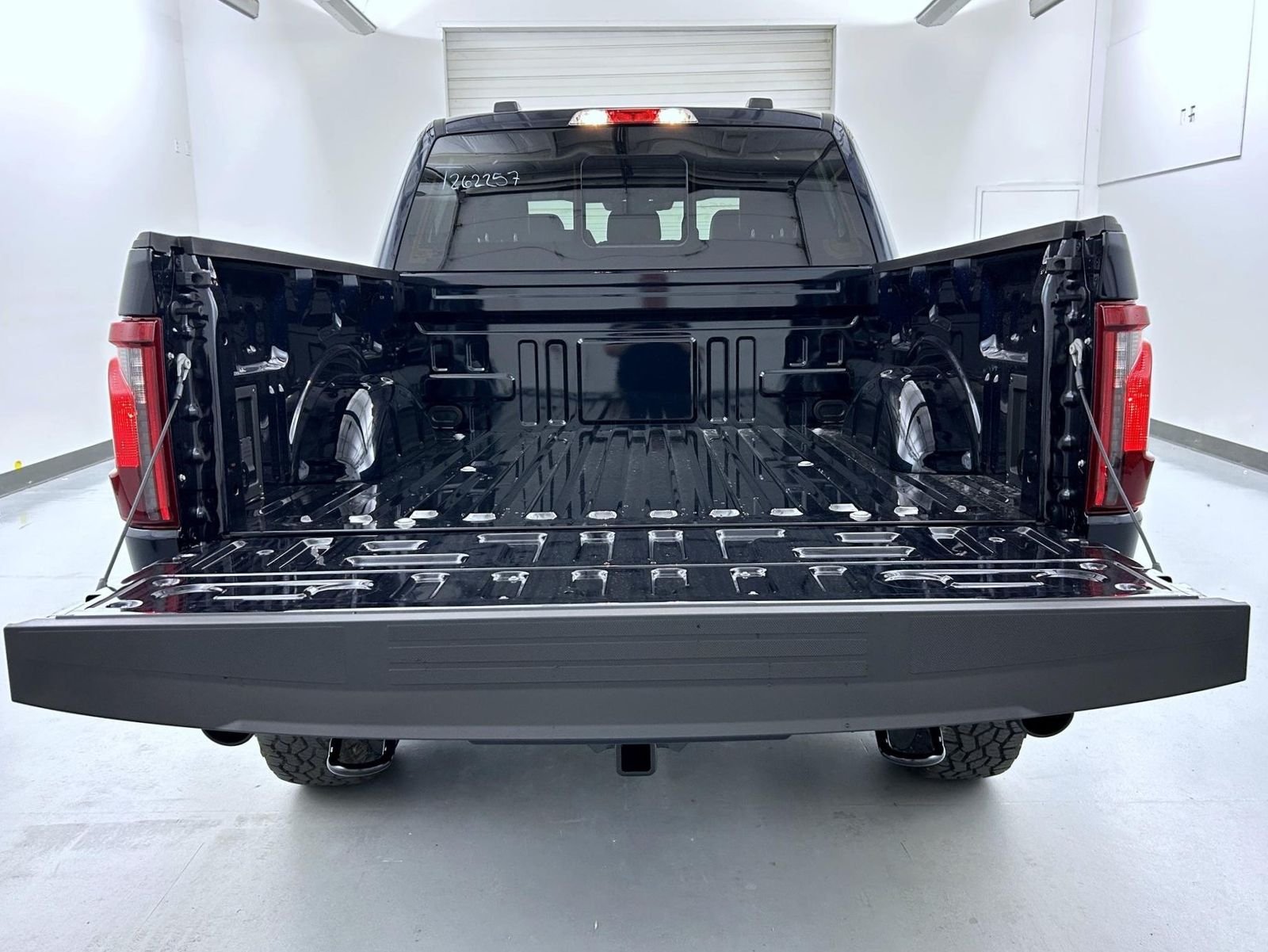 New 2026 Antimatter Blue Metallic Ford Tremor image 22