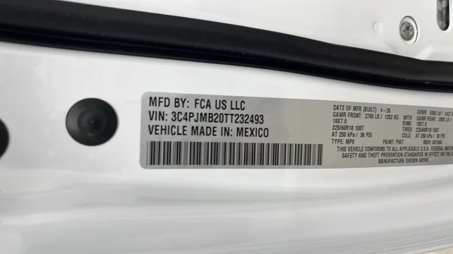 New 2026 Bright White Clear-Coat Exterior Paint Jeep Laredo image 28
