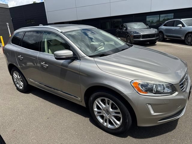 Used 2015 Volvo XC60 T5 Platinum with VIN YV4612RM0F2739839 for sale in Whitehall, OH