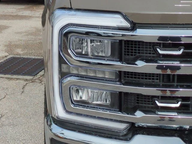 New 2026 Gray Ford Lariat image 10