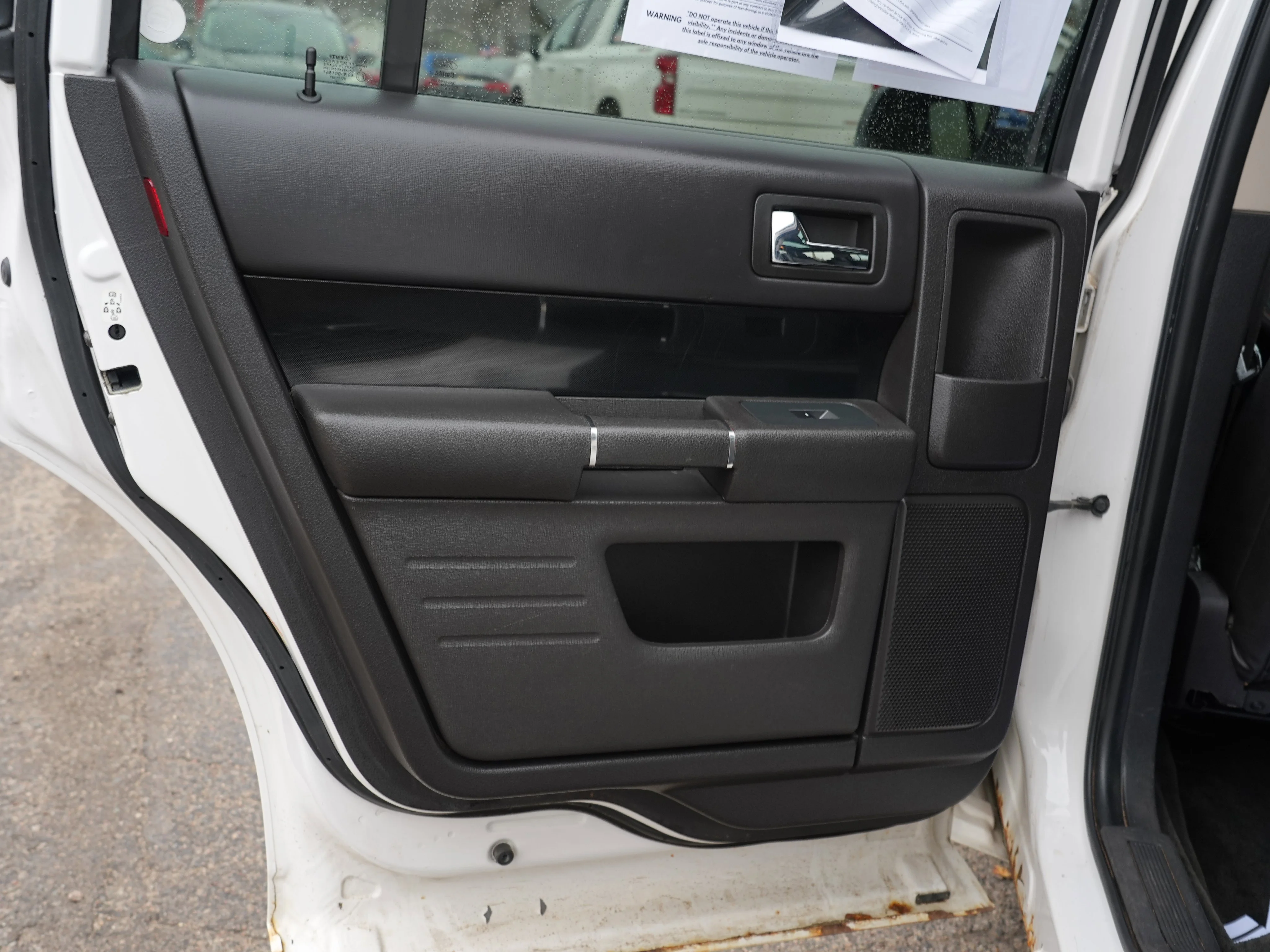 2011 Ford Flex Titanium - Photo 18