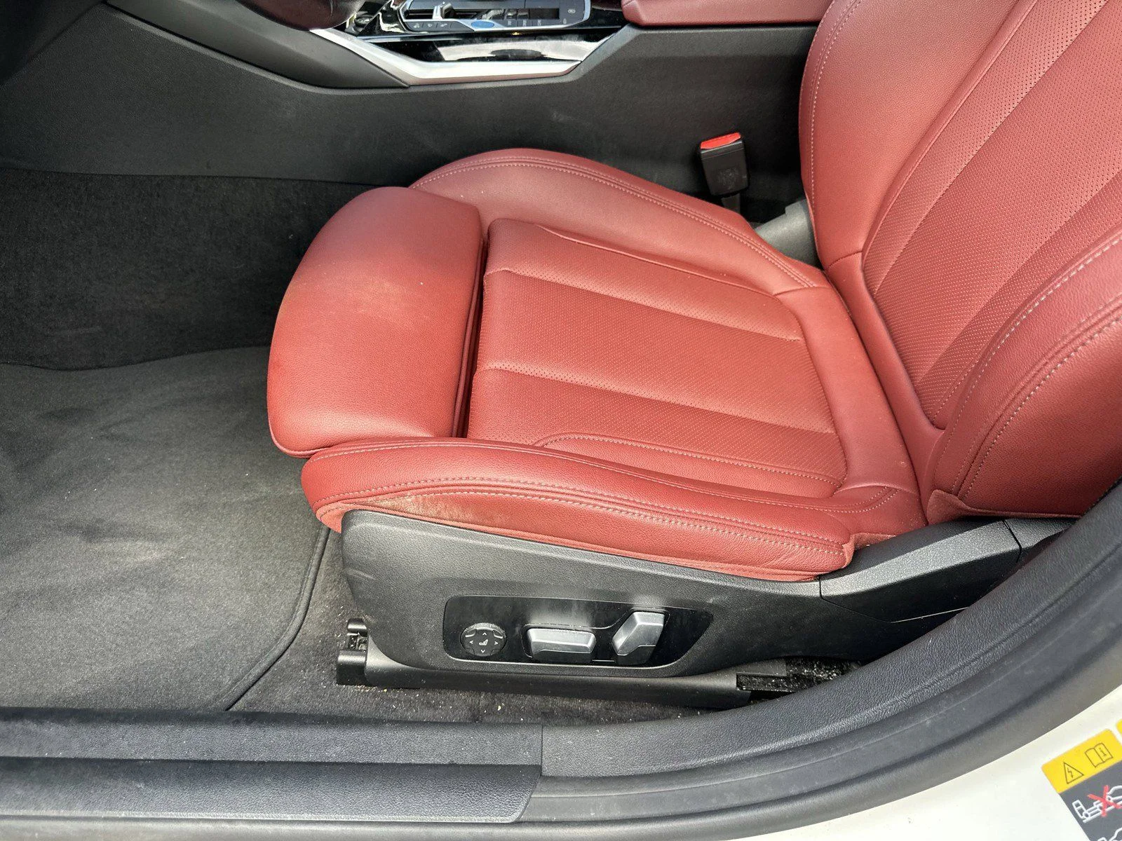 Certified Used 2023 Alpine White BMW eDrive35 image 16