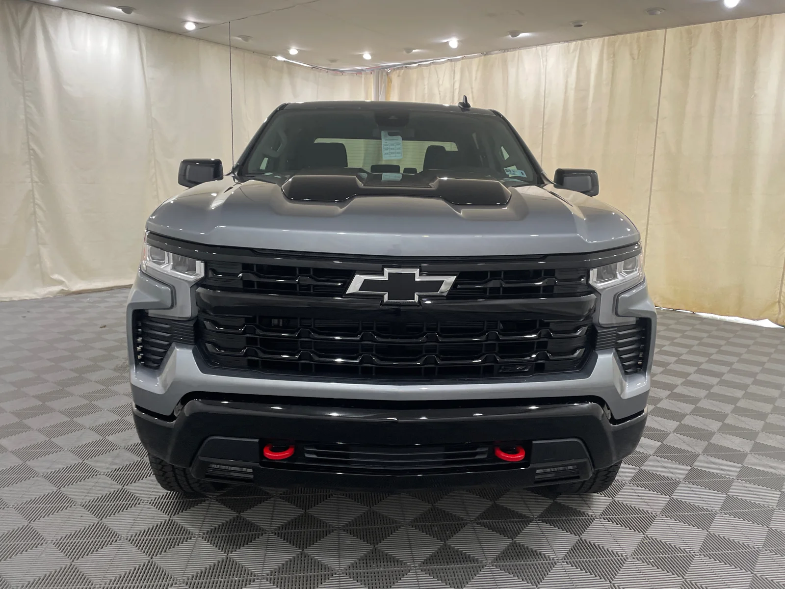 2026 Chevrolet Silverado 1500 LT Trail Boss - Photo 2