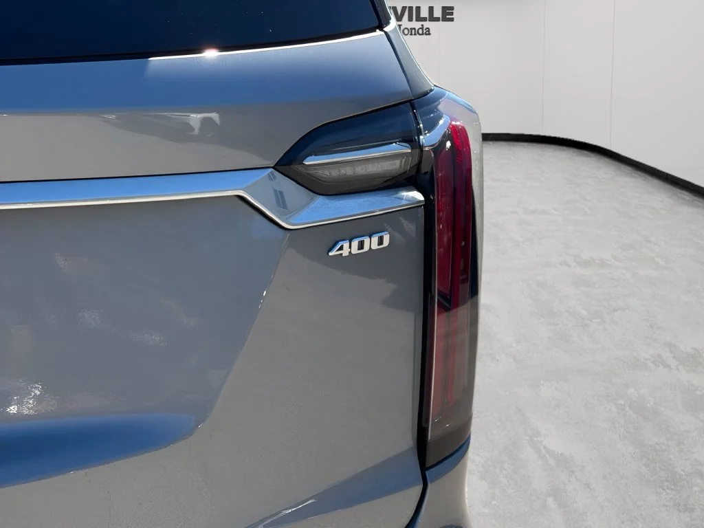 Used 2024 Argent Silver Metallic Cadillac Sport image 7