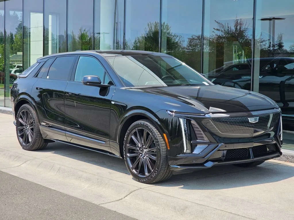 New 2026 Stellar Black Metallic Cadillac V-Series Premium image 7