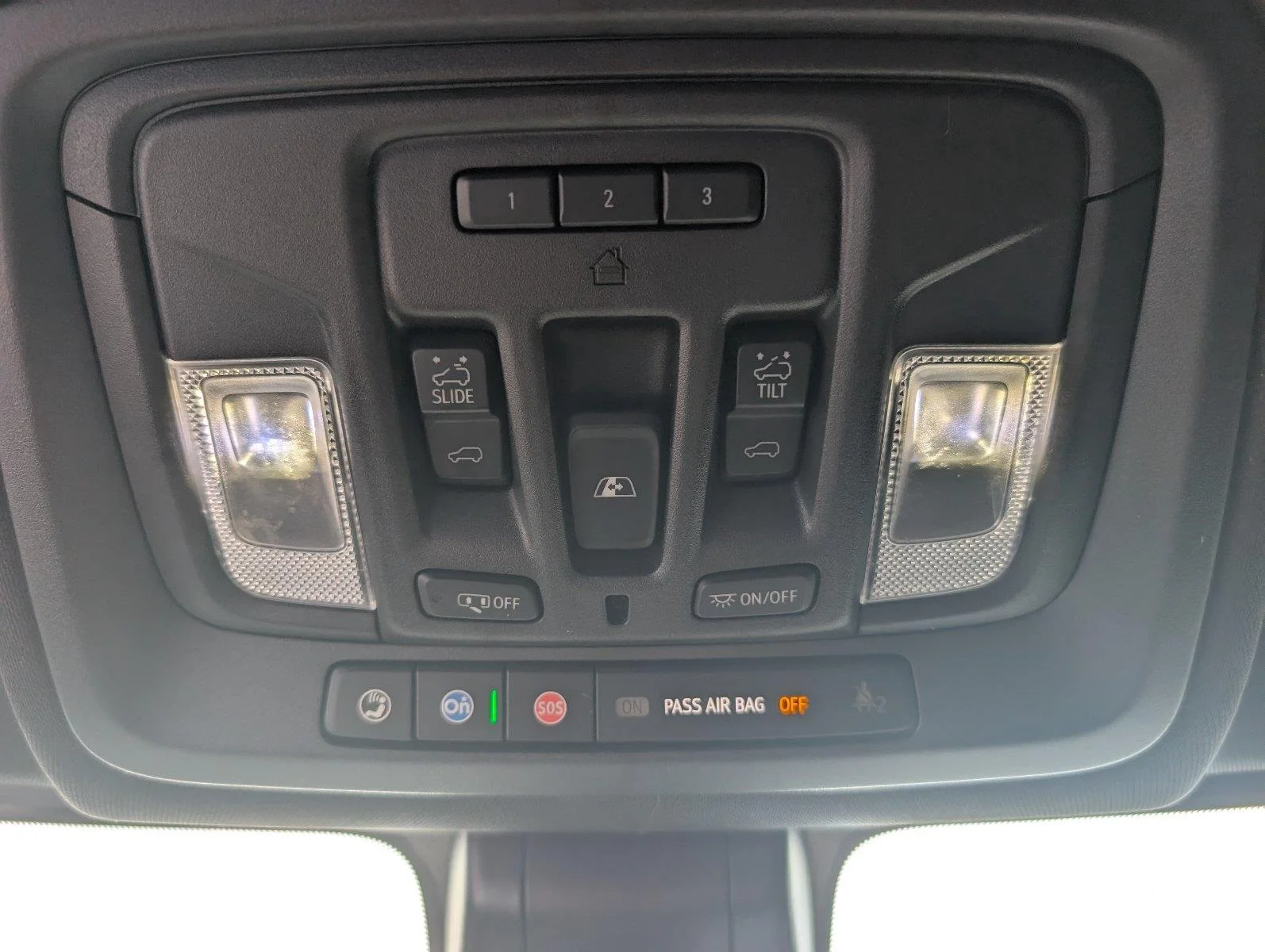 Used 2022 Mosaic Black Metallic Chevrolet High Country image 23
