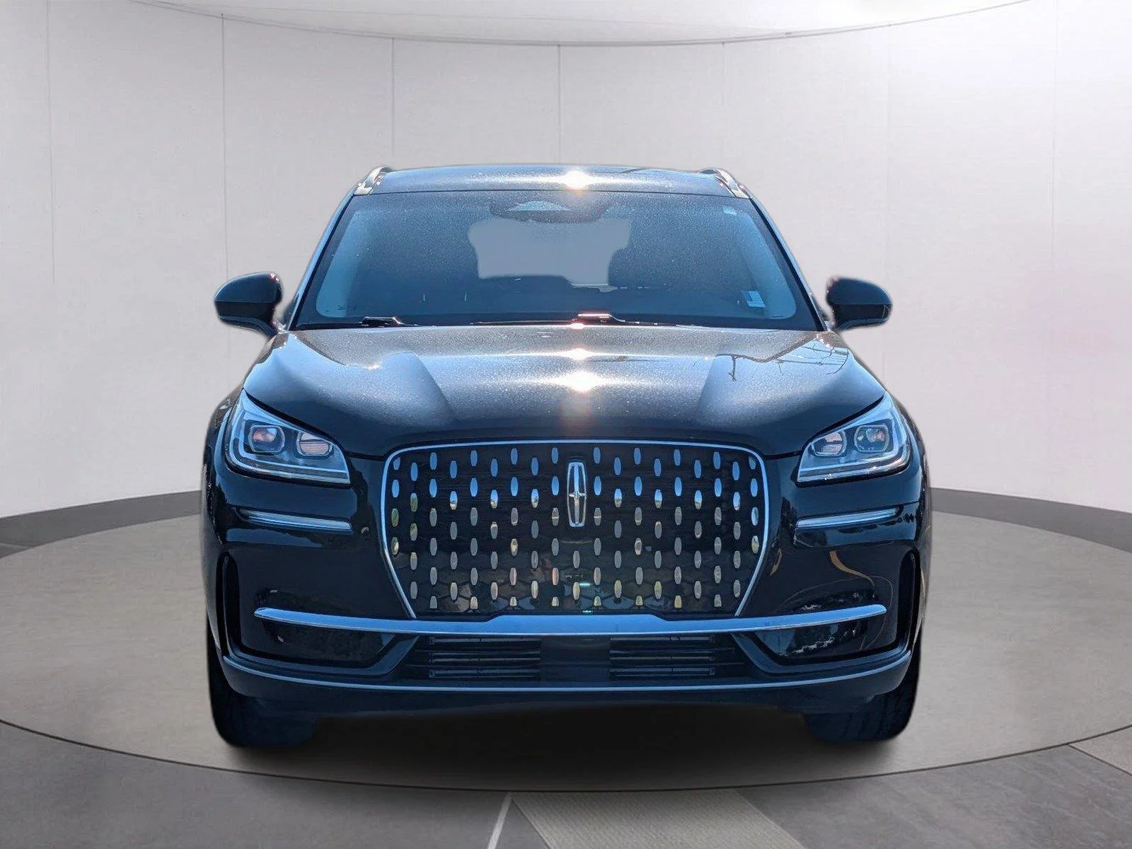 Used 2024 Infinite Black Metallic Clearcoat Lincoln Reserve image 8