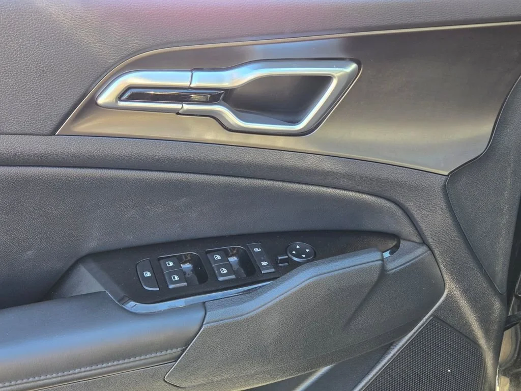 Used 2023 Fusion Black Kia EX image 17