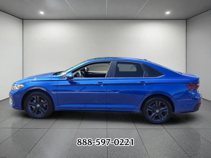 Used 2024 Rising Blue Metallic Volkswagen 1.5T SE image 2