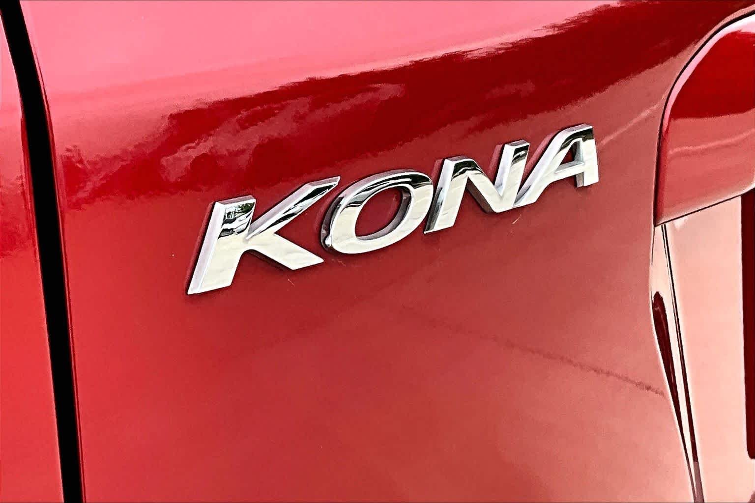 Used 2022 Pulse Red Hyundai SEL image 31
