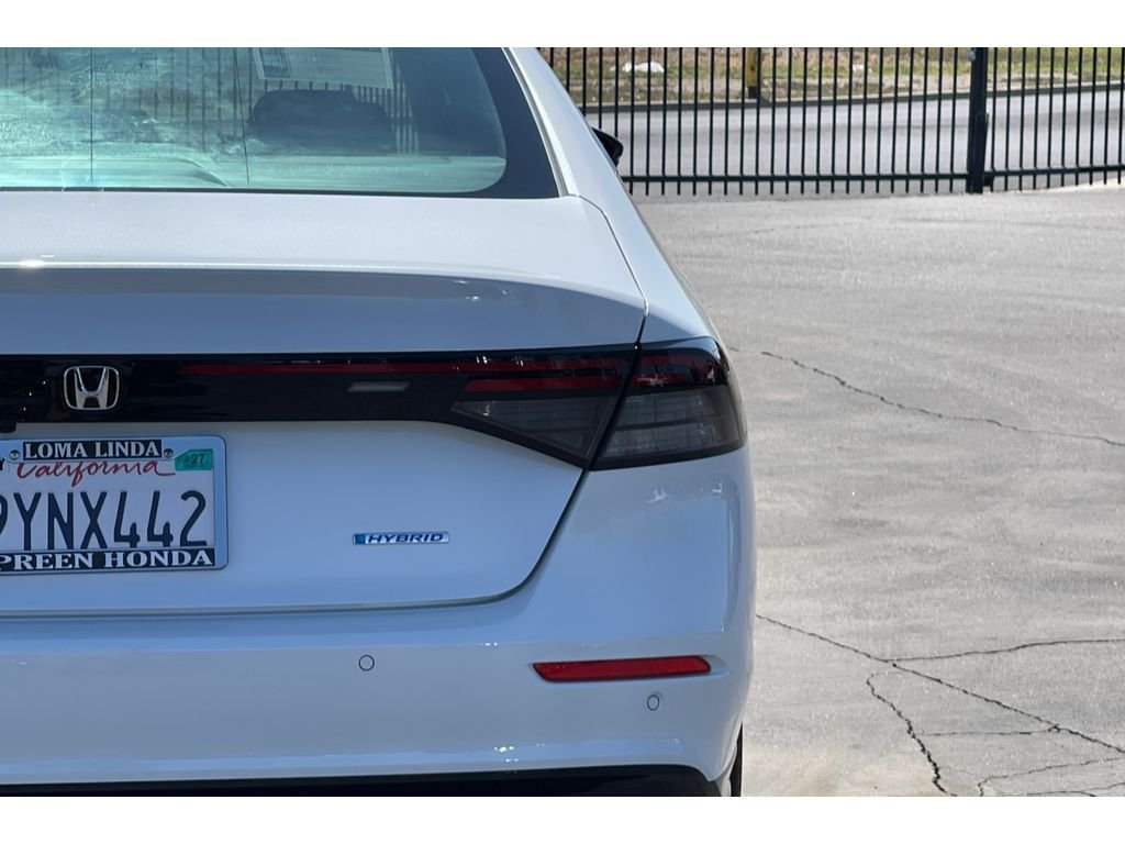 Used 2026 Platinum White Pearl Honda EX-L image 49