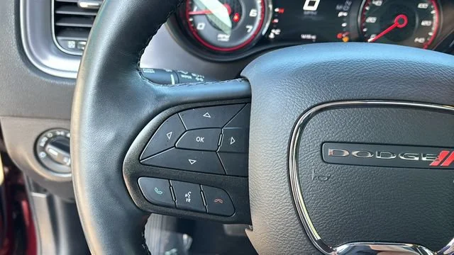 Used 2023 Red Dodge SXT AWD image 23