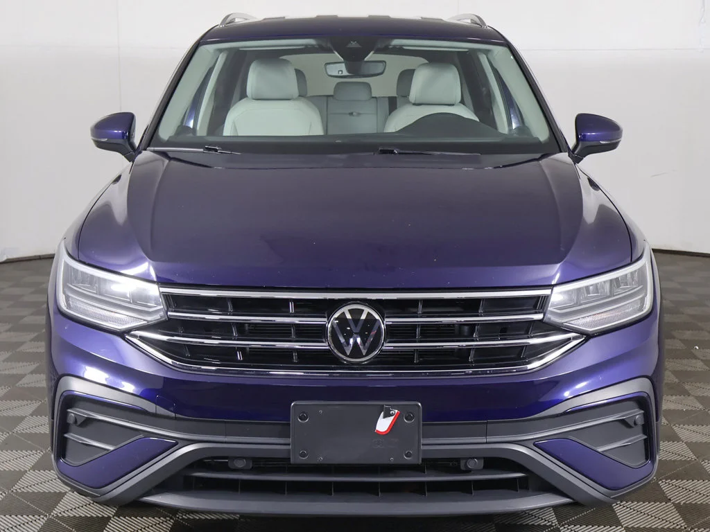 Used 2023 Blue Volkswagen 2.0T SE image 10