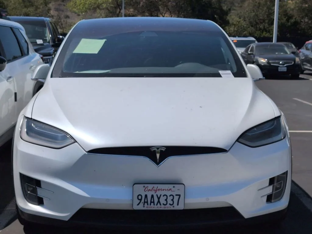 Used 2018 Tesla Model X 75D with VIN 5YJXCBE24JF101962 for sale in San Diego, CA