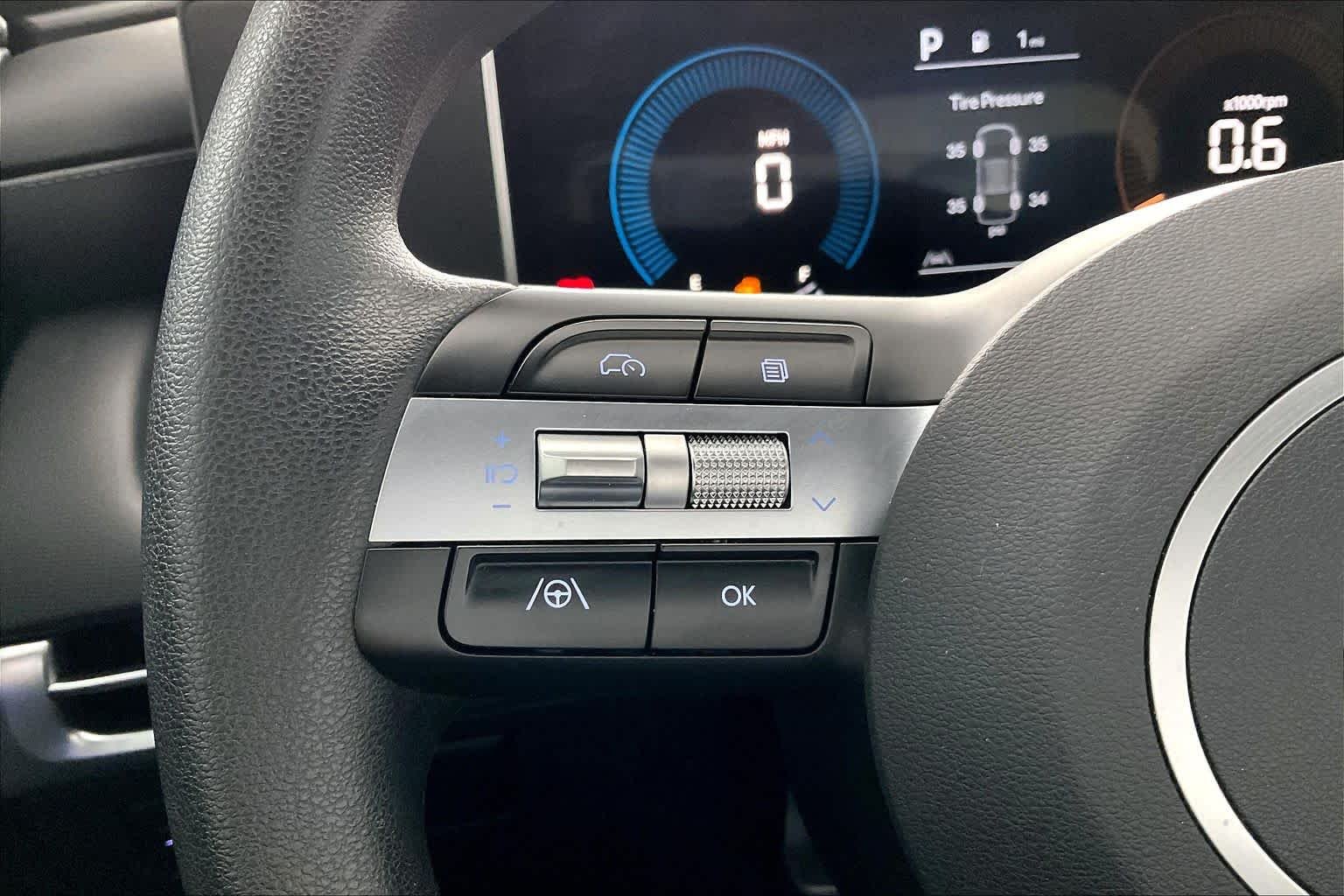 2025 Hyundai Santa Cruz SE - Photo 24
