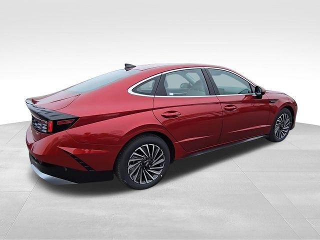 New 2025 Red Hyundai SEL image 8