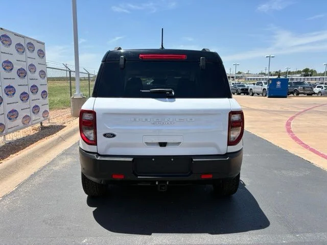 Certified Used 2024 Oxford White Ford Badlands image 5