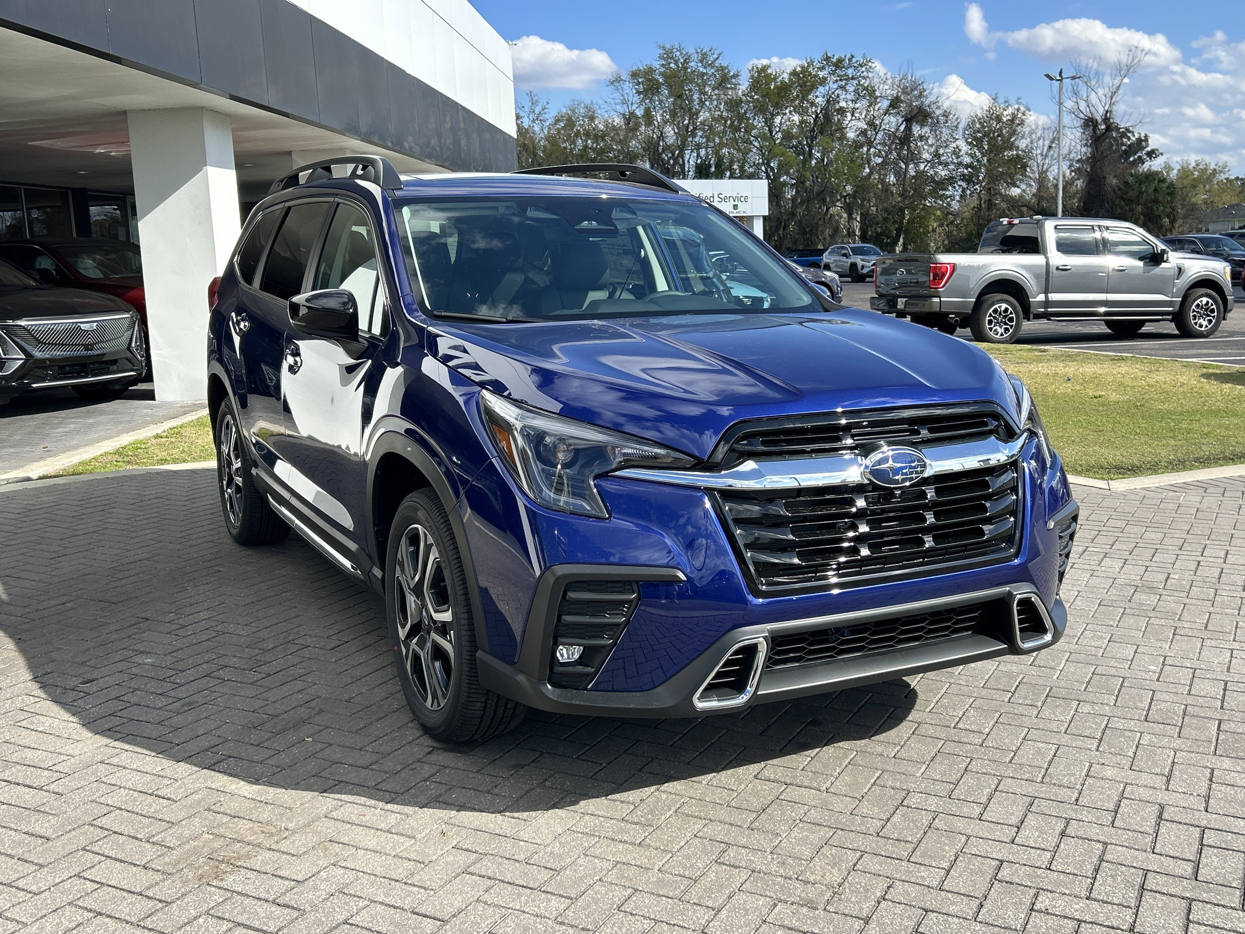 New 2026 SAPPHIRE BLUE PEARL Subaru Touring 7-Passenger image 7