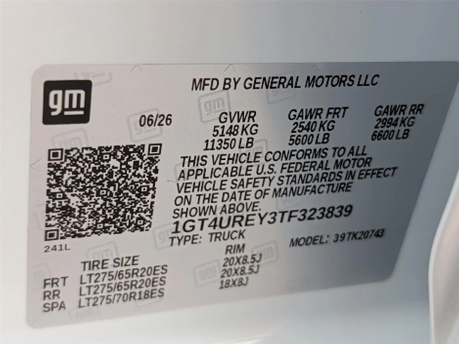 New 2026 Glacier White Tricoat GMC Denali image 44