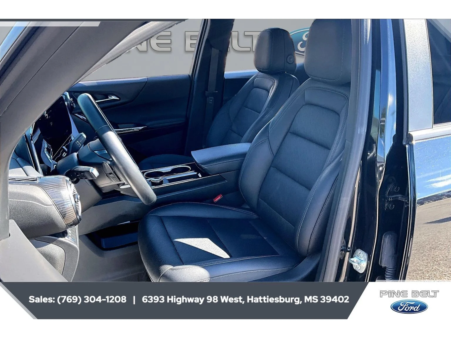 Used 2026 Mosaic Black Metallic Chevrolet AWD LT image 18