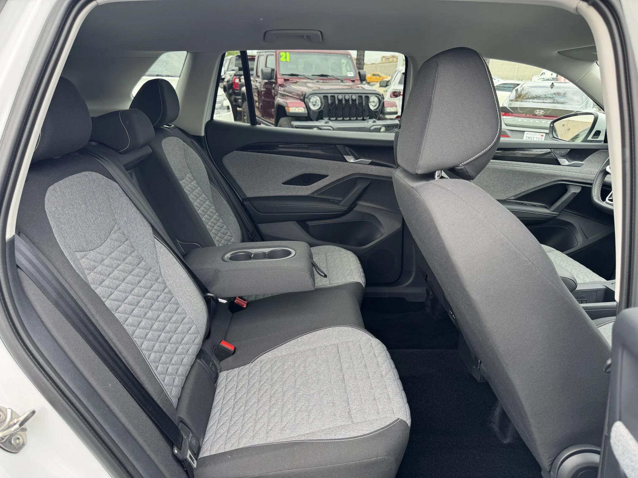 Certified Used 2025 Pure White Volkswagen S image 31