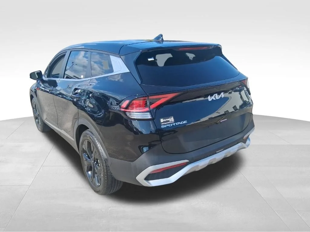Used 2024 Black Kia EX image 7
