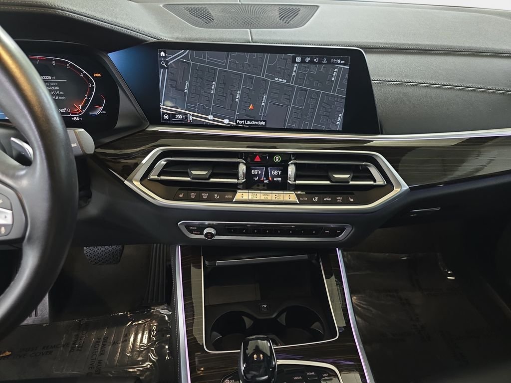 Used 2020 Dark Graphite Metallic BMW sDrive40i image 23