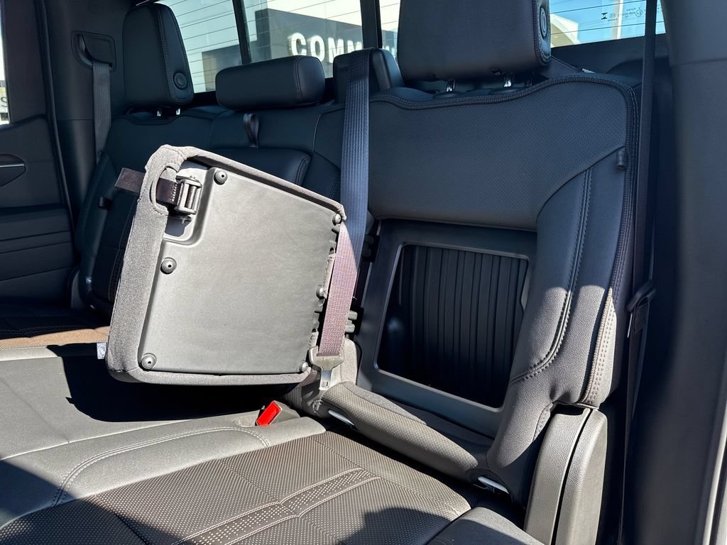 2026 Chevrolet Silverado 1500 High Country - Photo 42