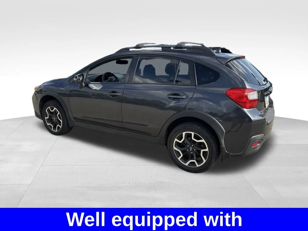 Used 2016 Gray Subaru 2.0i Limited image 3