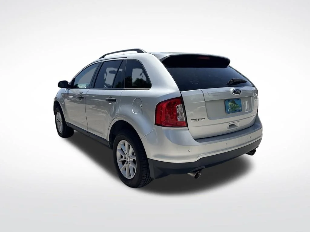 Used 2013 Ingot Silver Ford SE image 6