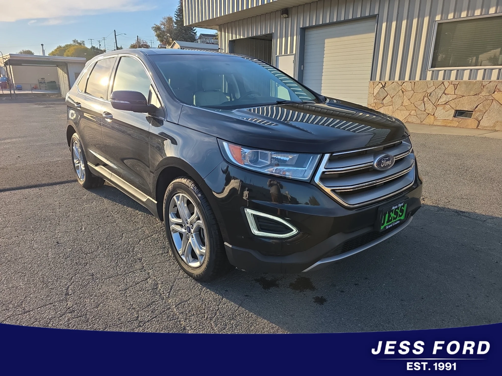 Used 2018 Shadow Black Ford Titanium image 7