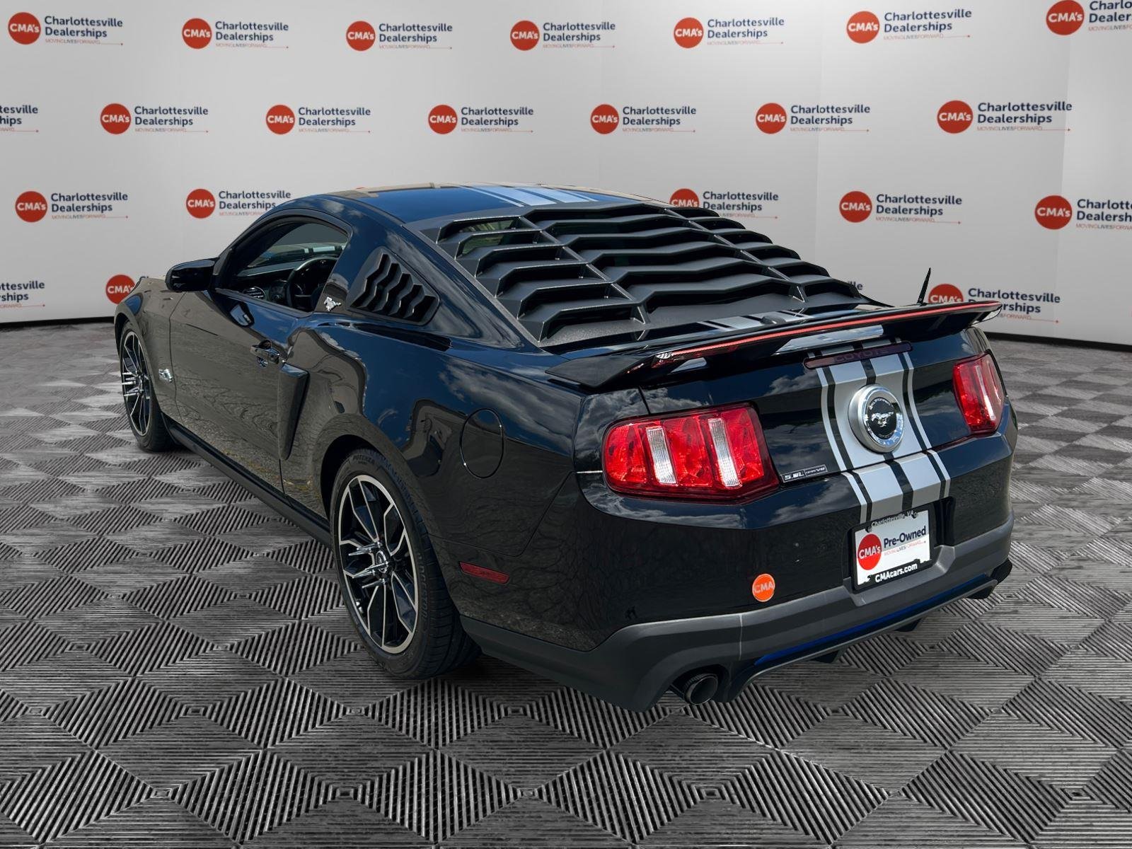 Used 2012 Black Ford GT Premium image 3
