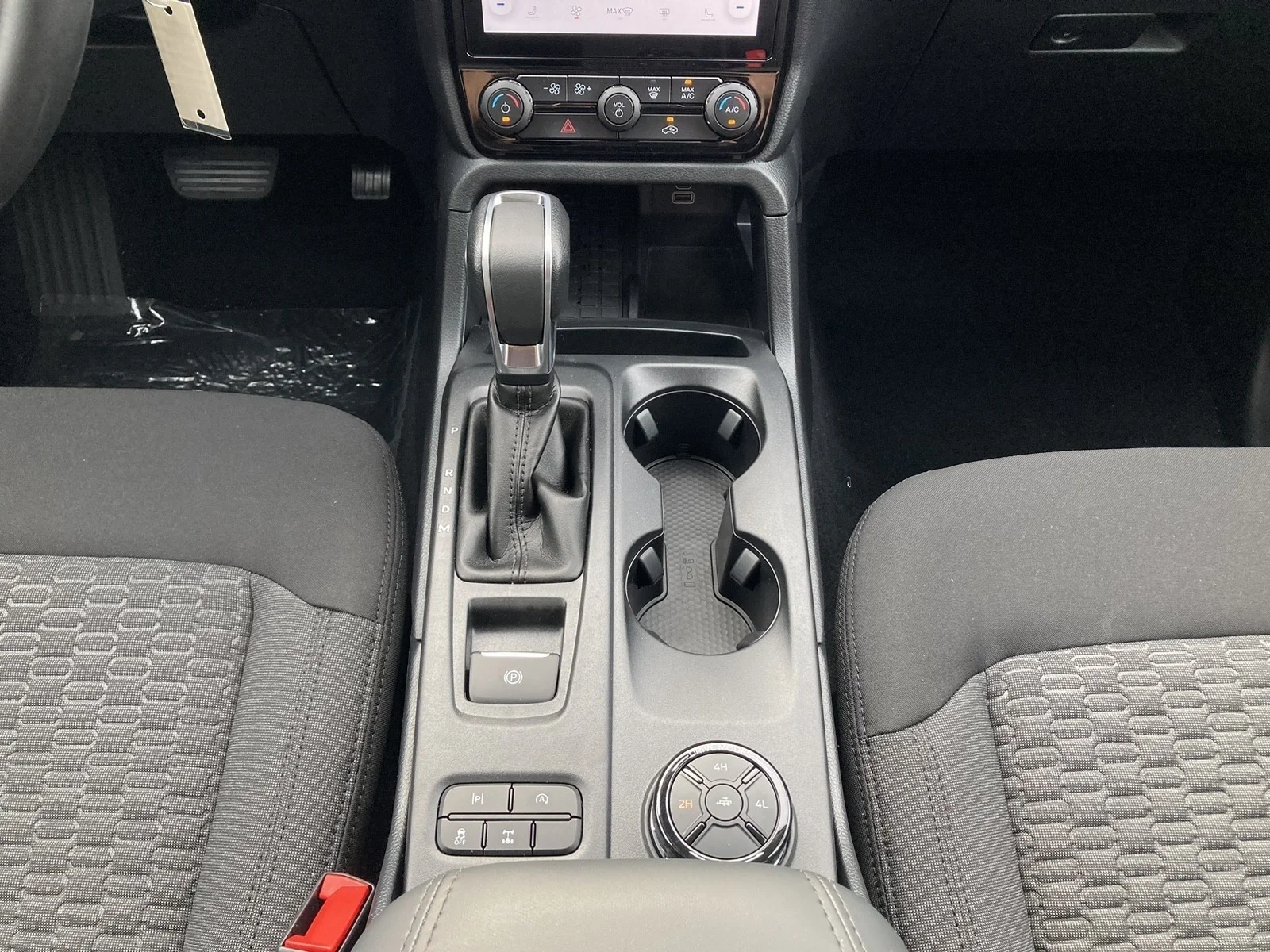 New 2026 Avalanche Ford XLT image 16