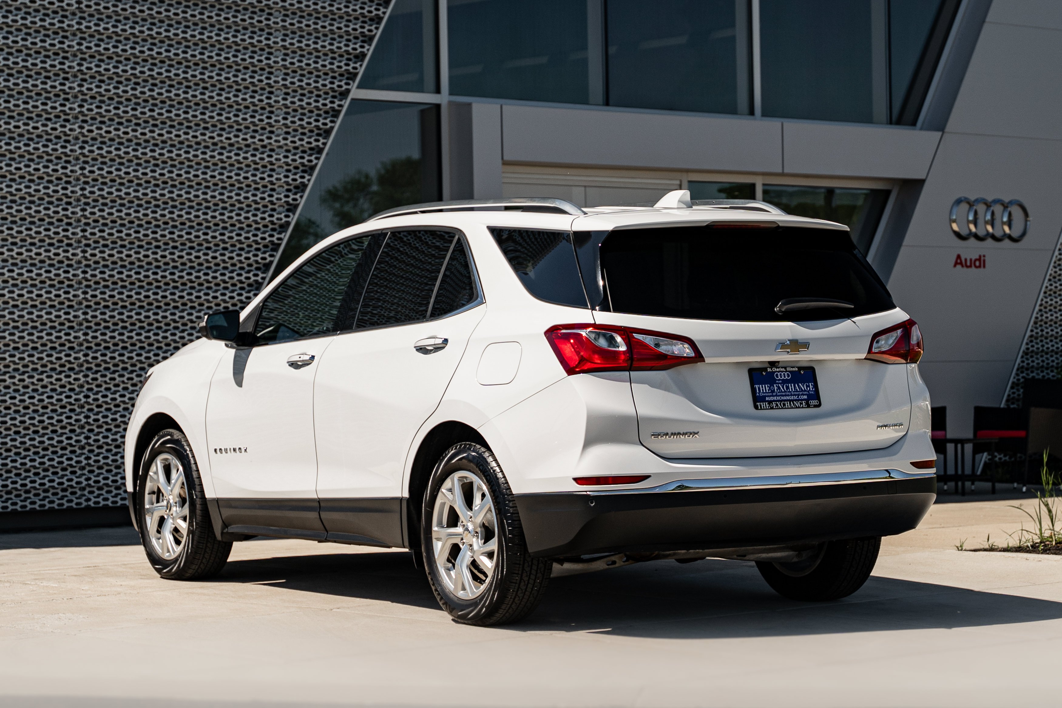 Used 2020 Summit White Chevrolet Premier image 5