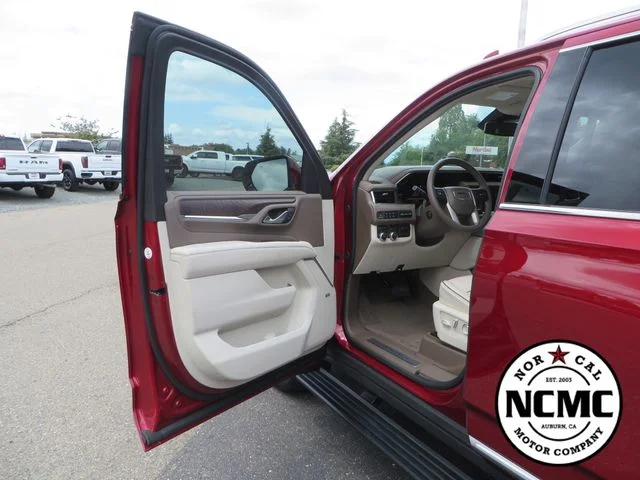 2023 GMC Yukon Denali - Photo 14