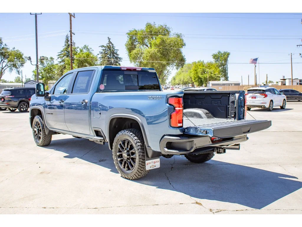 New 2026 Lakeshore Blue Metallic Chevrolet LT image 9