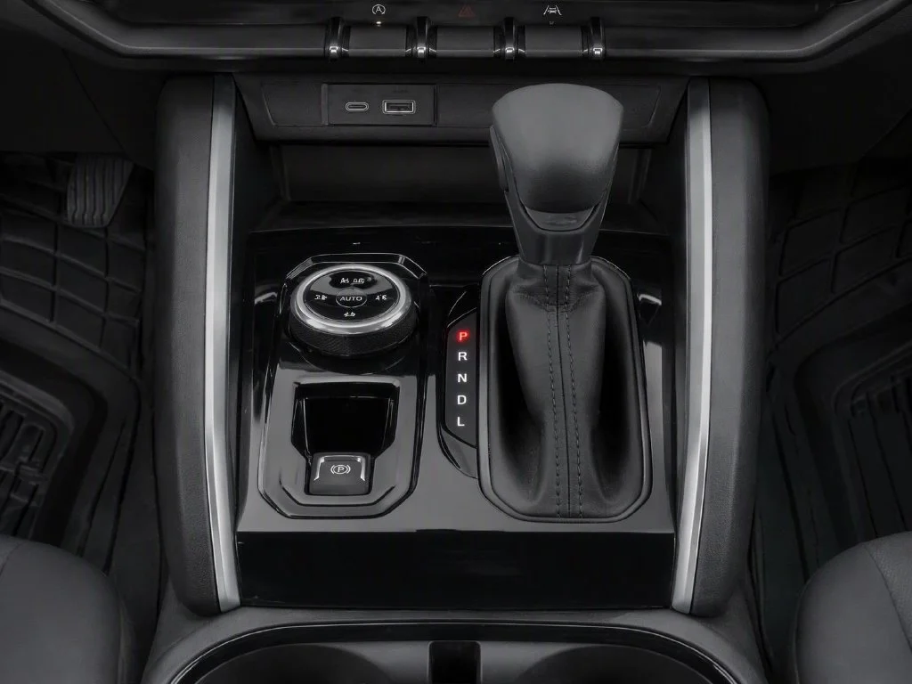 Used 2025 Gray Chevrolet Trail Boss image 30