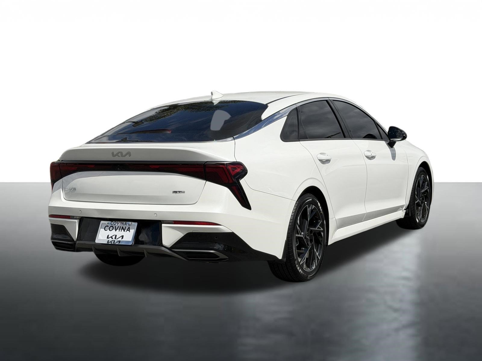 Certified Used 2025 Snow White Pearl Kia GT-Line image 8