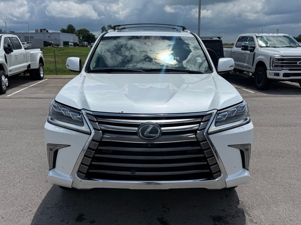Used 2017 White Lexus 570 image 24