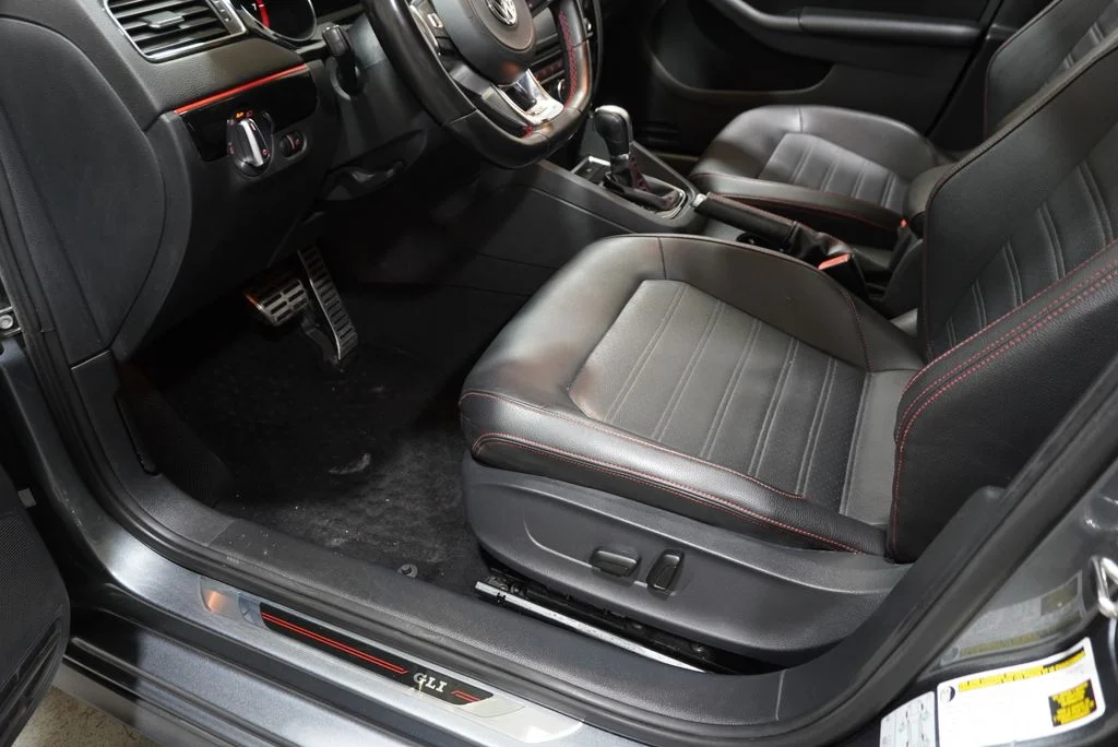 Used 2018 Gray Volkswagen GLI image 26