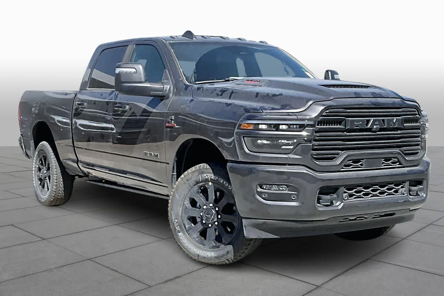 New 2026 Granite Crystal Metallic Clear-Coat Exterior Paint RAM Laramie image 3