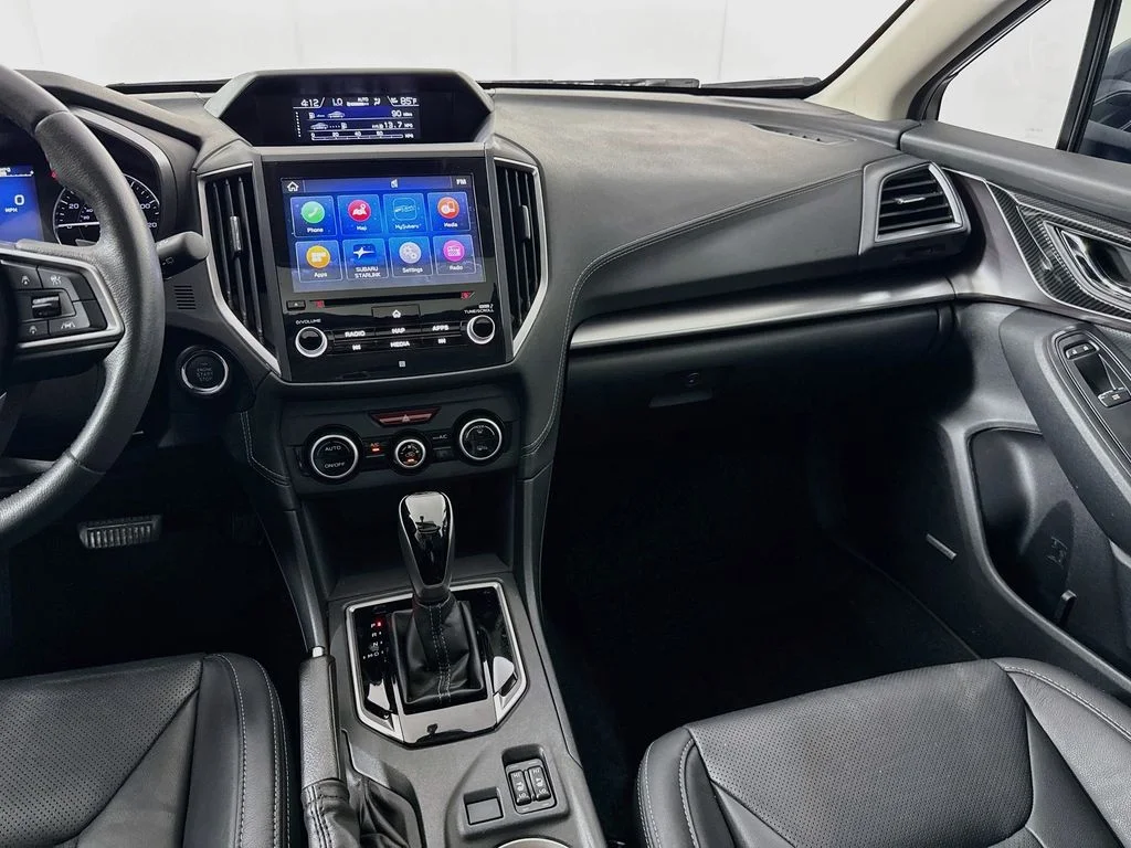 Used 2019 Blue Subaru 2.0i Limited image 29