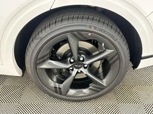 New 2026 White Genesis 2.5T Sport Prestige image 23