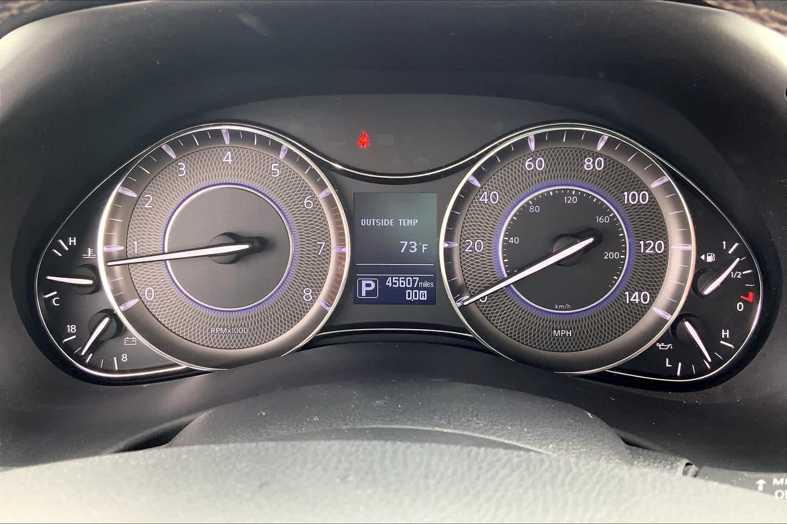 Used 2019 Liquid Platinum INFINITI LUXE image 26