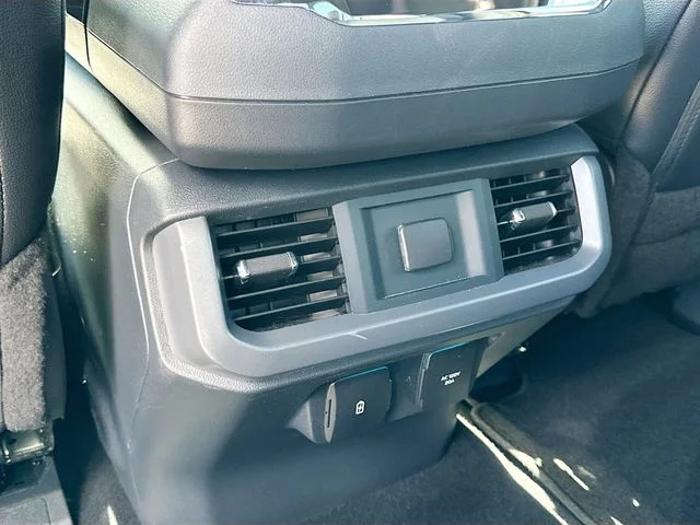 Used 2025 Gray Ford Lariat image 25