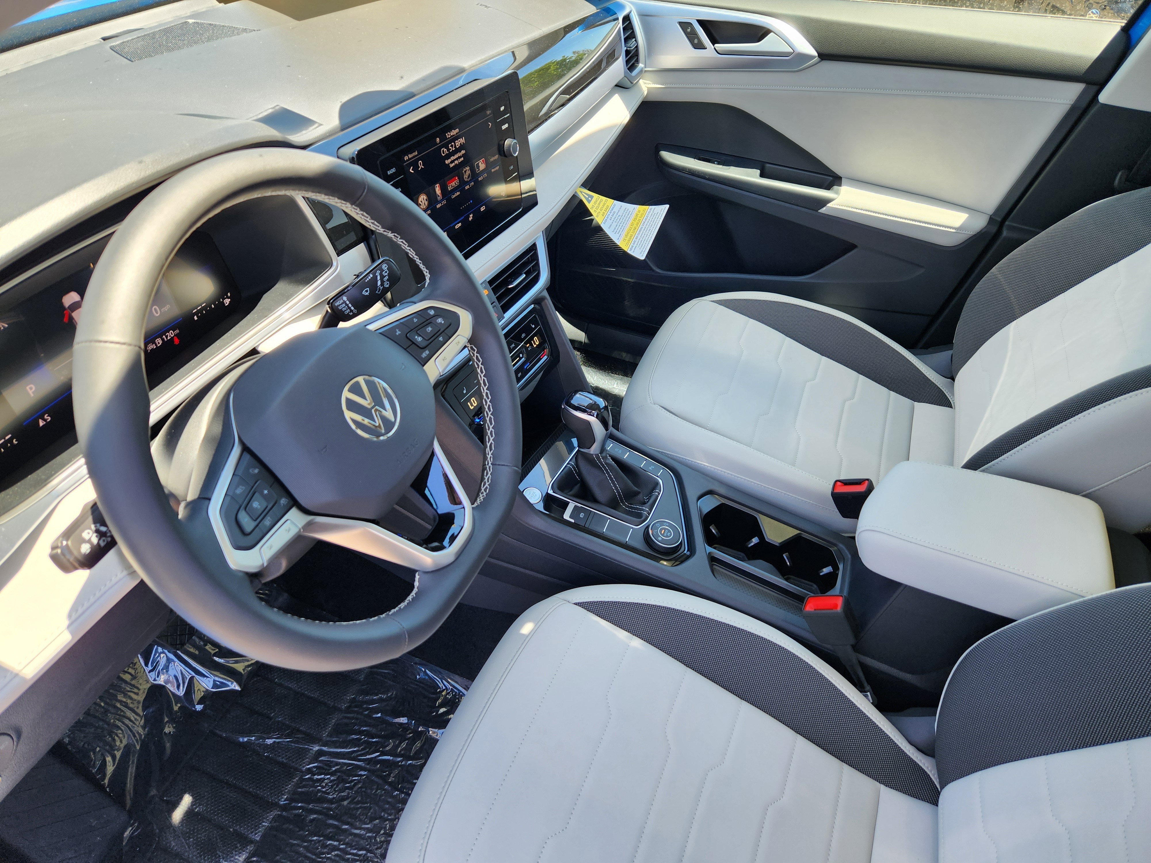 New 2026 Blue Volkswagen 1.5T SE image 11