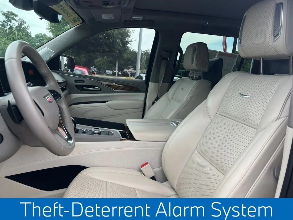 Used 2022 Red Cadillac Sport Platinum image 12