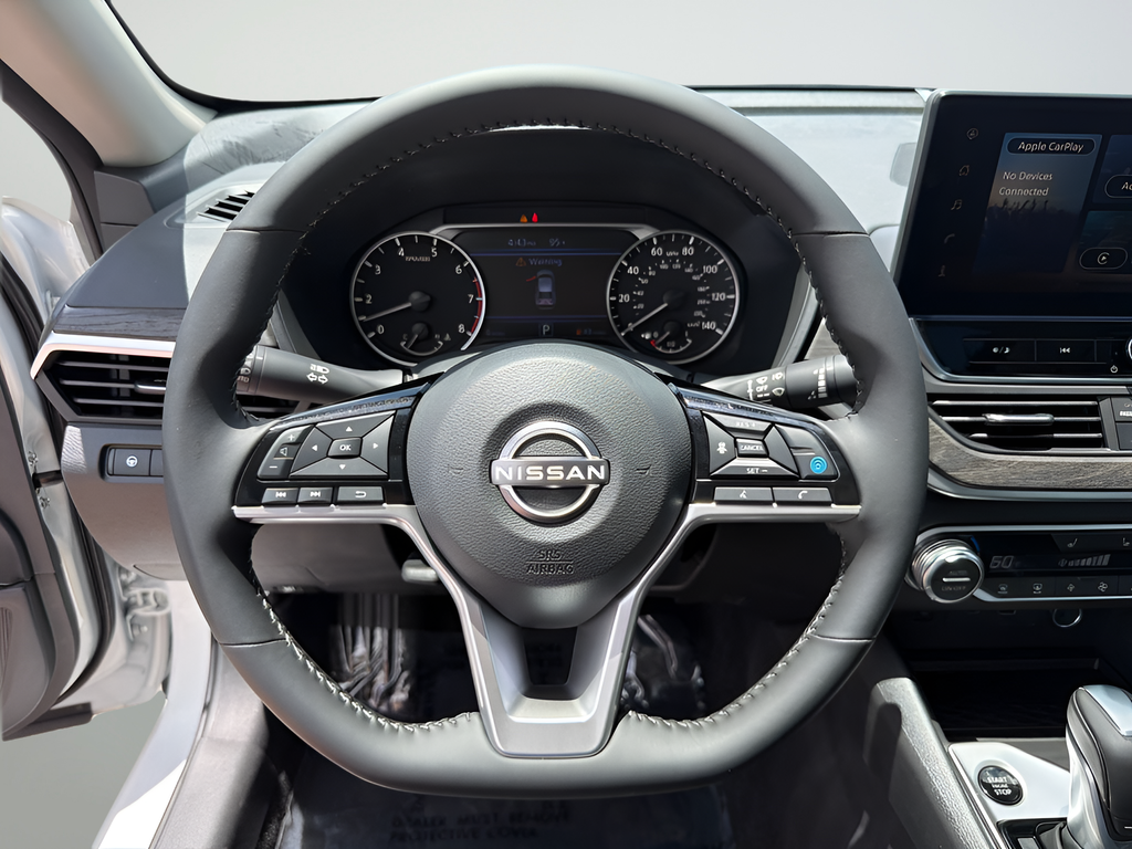 New 2026 White Nissan 2.5 SV image 13